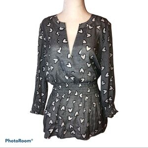ALFANI Gray White Hearts Print V-Neck  3/4 Sleeve Blouse Sz 6